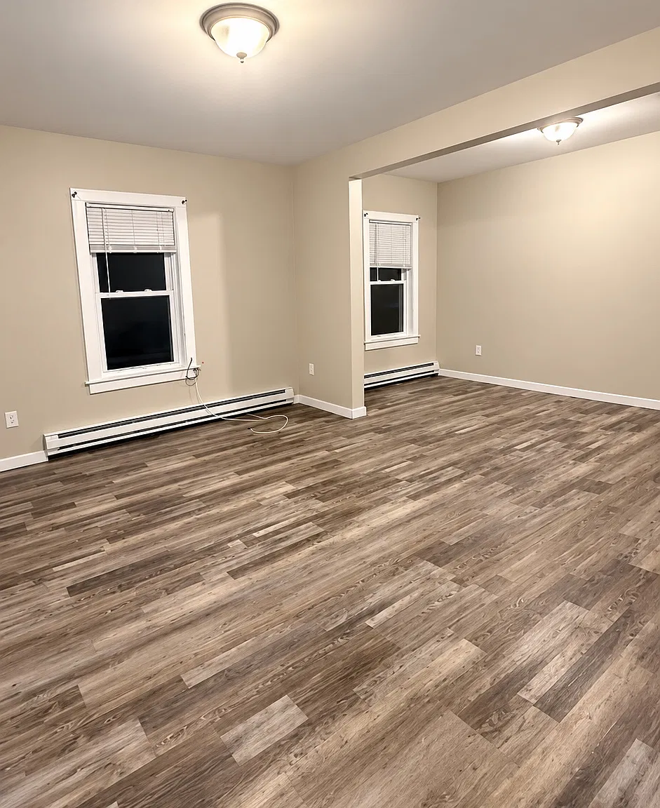 3 bed, $2,150 — Photo 2