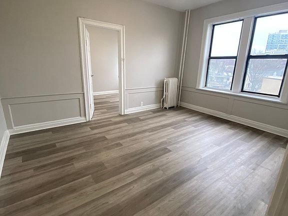 3rd image of 226 Academy St #32