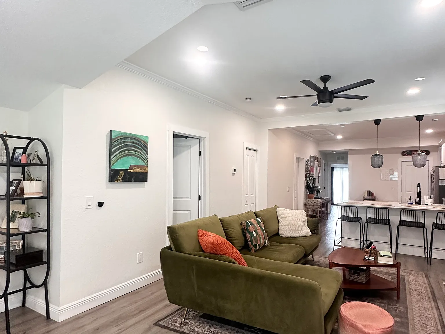 3 bed, 1378 sqft, $3,100 — Photo 4