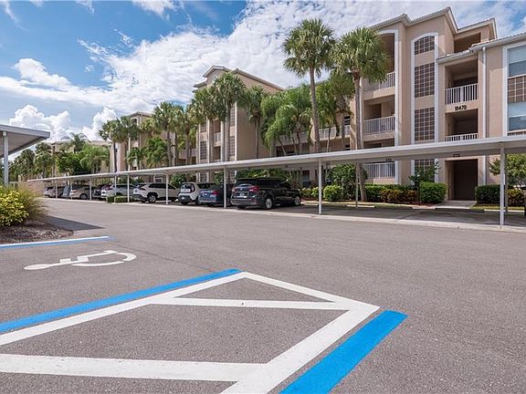 4th image of 10470 Washingtonia Palm Way APT 1241