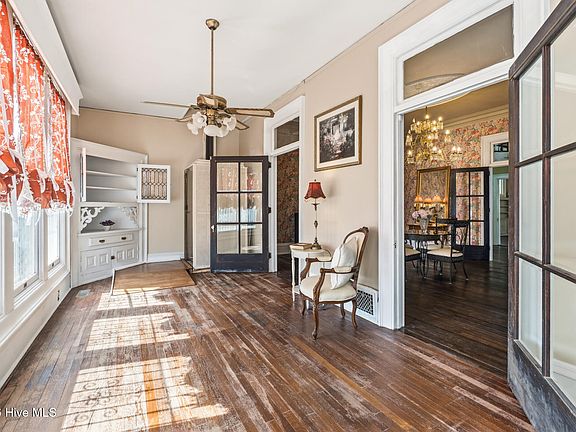 30th image of this home