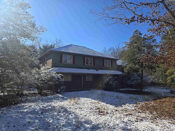 4th image of 81 Holly Glen Ln