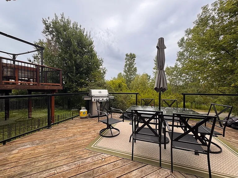 648 Winterberry Ave — Photo 13