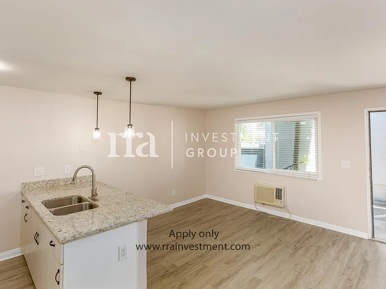 2411 Adams Ave #23 — Photo 8