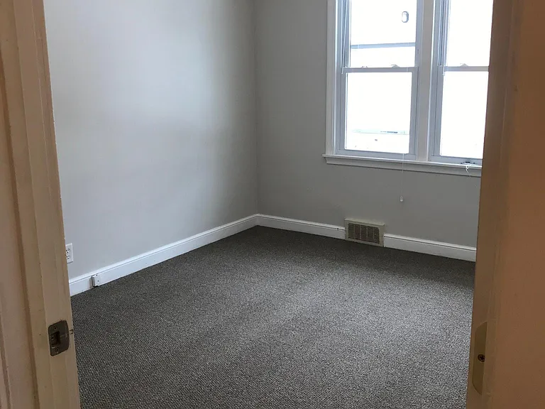 5547 Garfield Ave — Photo 14