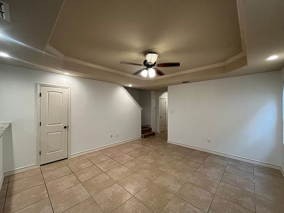 4th image of 6622 Mia Way #102