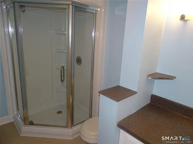 15 Bayshore Dr — Photo 28