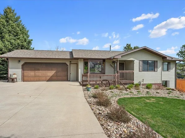 1301 Evergreen Dr, Sturgis, SD 57785