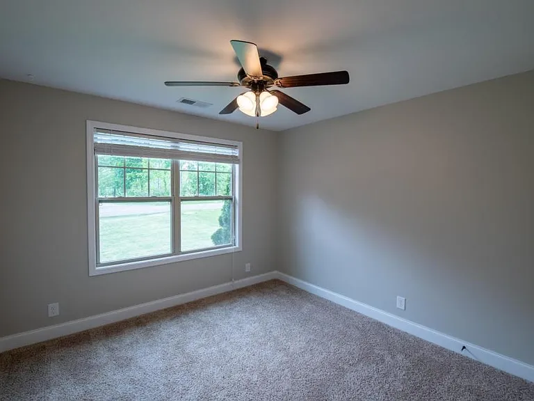 1126 Garrettsburg Rd — Photo 14