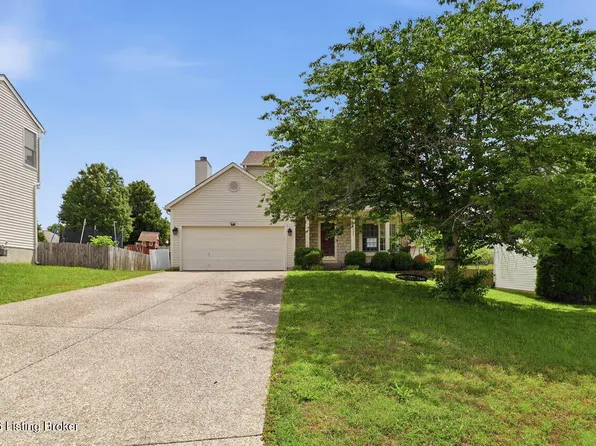 5207 Rainmaker Ct, Louisville, KY 40229