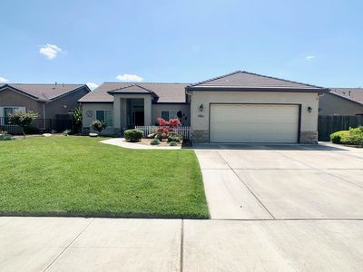 1861 W Castle Avenue, Porterville, CA, 93257