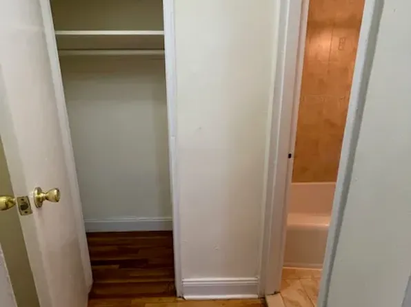 3315 Nostrand Avenue image 5 of 6