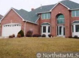 6200 Juneau Ln N, Maple Grove, MN 55311