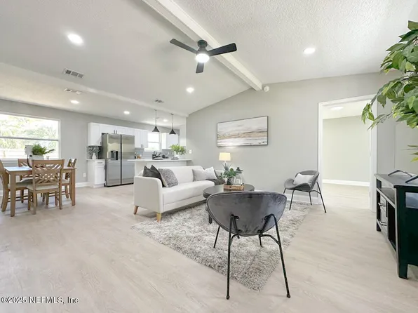 7581 FALCON TRACE Court, Jacksonville, FL 32222