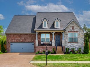 142 Fireside Dr, Lebanon, TN 37087