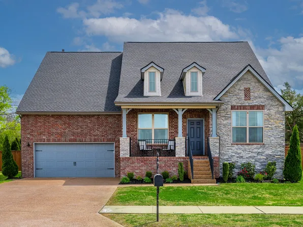 142 Fireside Dr, Lebanon, TN 37087