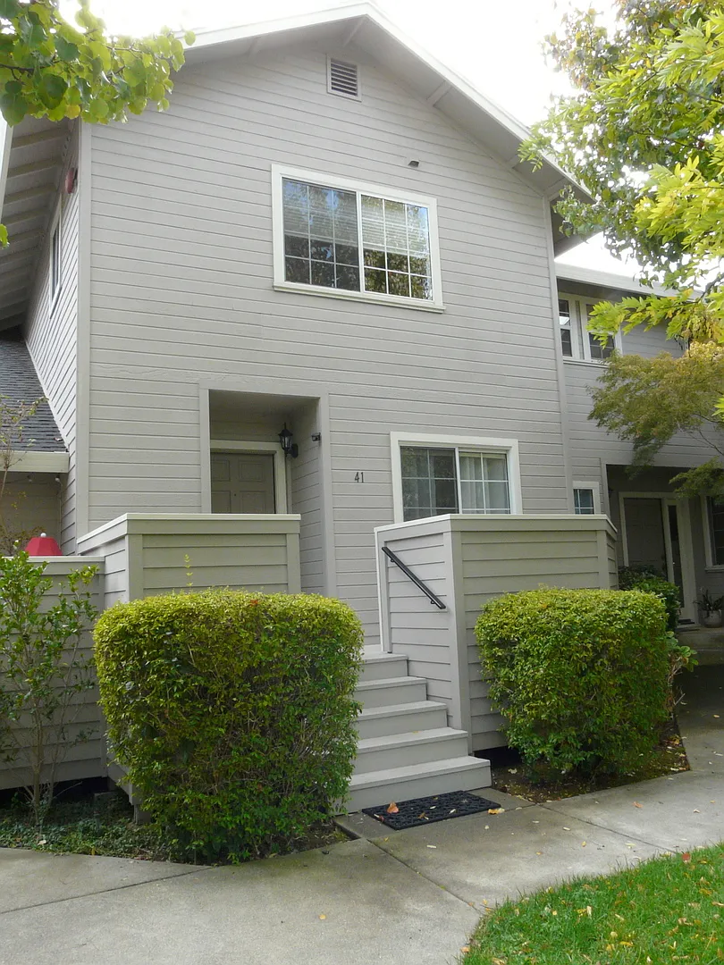 41 Valley Club Cir photo 1