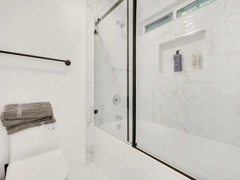 348 Molino Ave — Photo 15