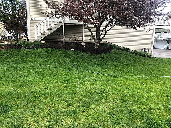 3rd image of 1526 Grand Dr #203-1