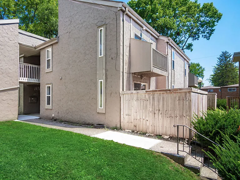 Grandview Passage — Photo 25