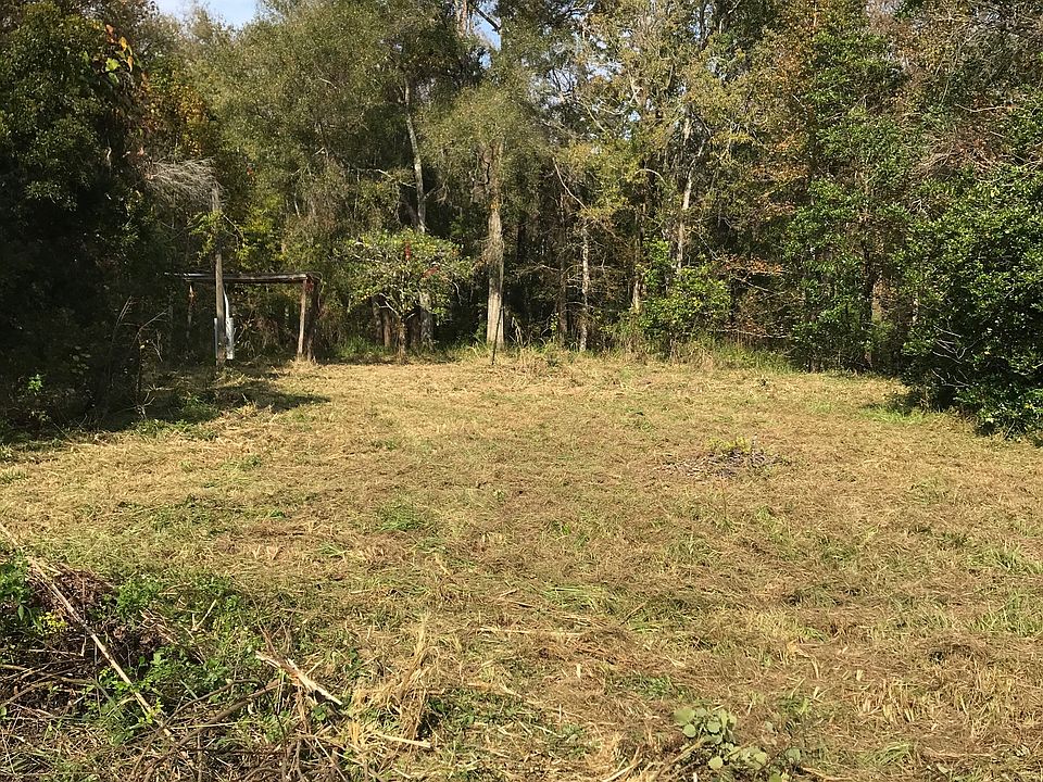 1st image of 15905 Vienna Dr