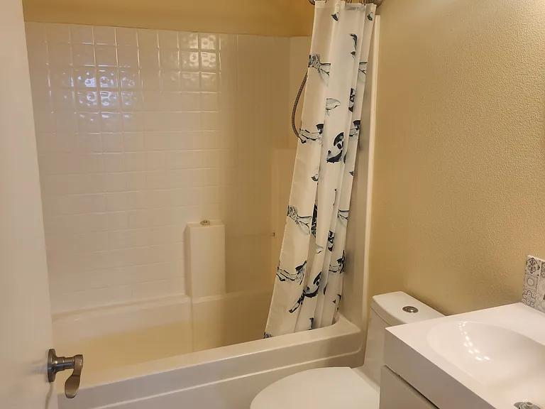 8770 Sunset Breeze Dr — Photo 12