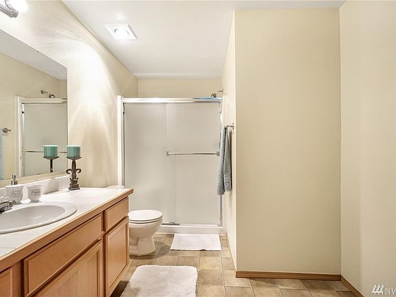 4th image of 10504 140th St Ct E Unit 90