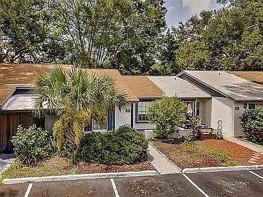 2nd image of 7355 Parkside Villas Dr N