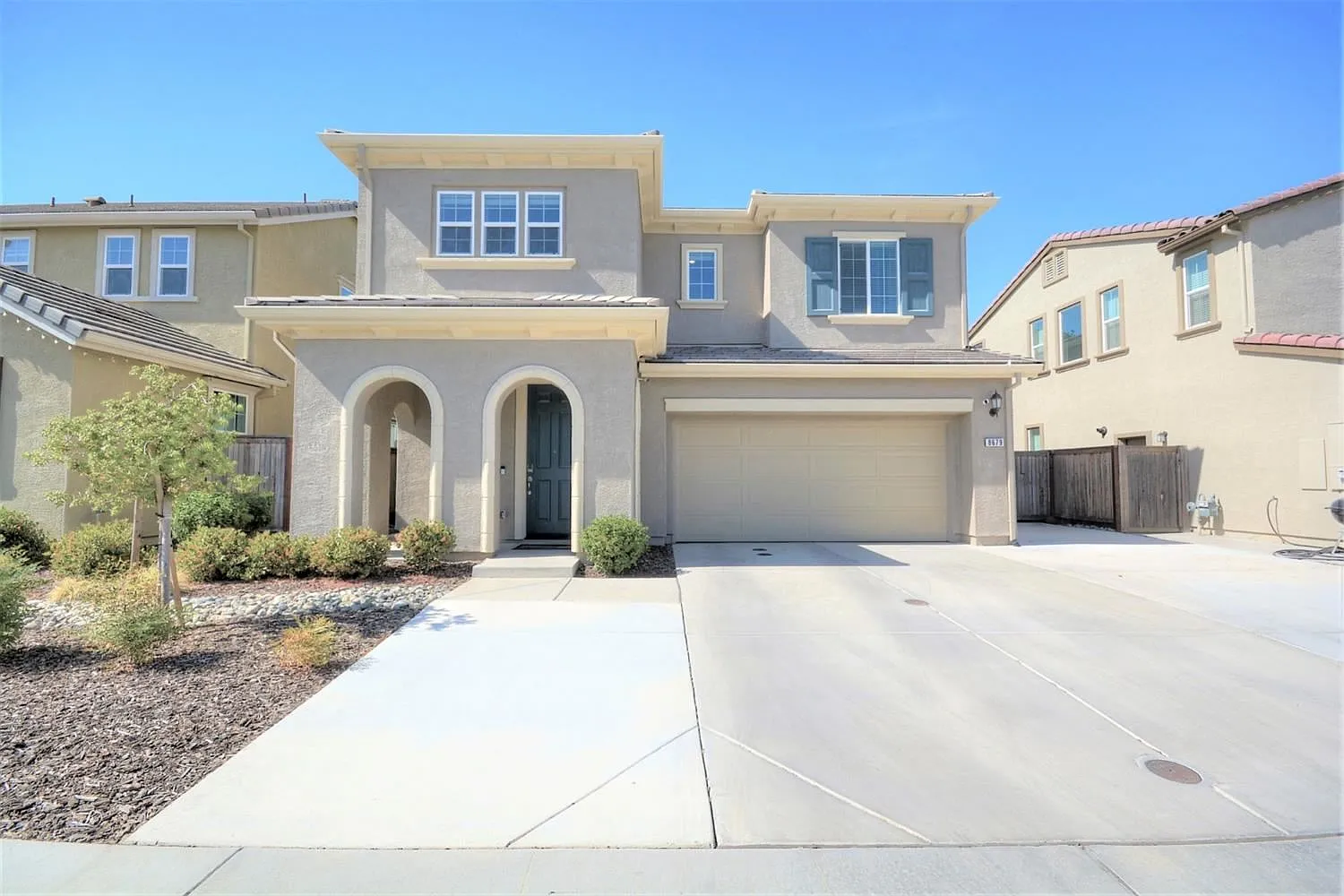 8679 Esperia Way photo 1