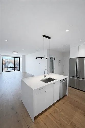 1121 Dorchester Ave #302 Photo 1