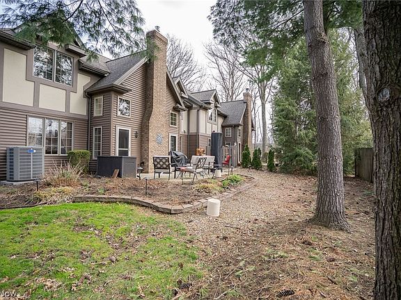 2nd image of 26 Aberdeen Ct