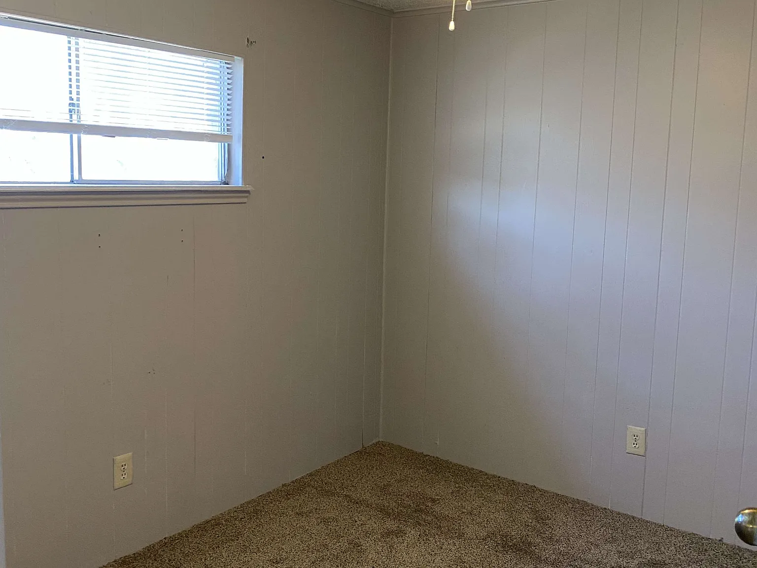 College Main 4007 - D — Photo 4