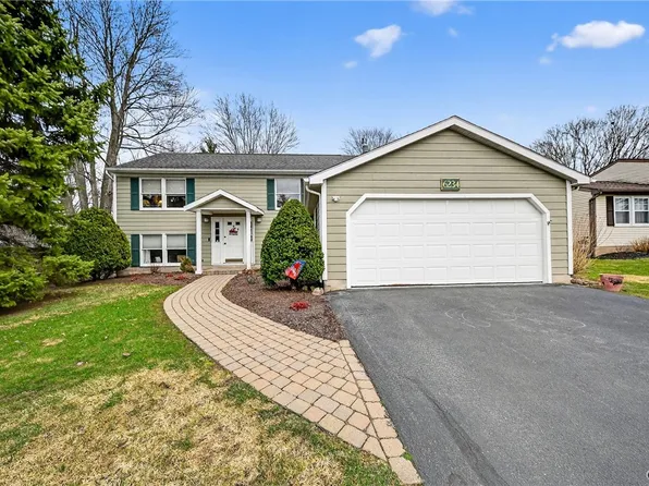 6234 Wynmoor Dr, Cicero, NY 13039