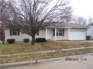1442 Bishop Dr, Troy, MO 63379