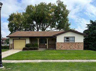 817 N Main St, Rochelle, IL 61068