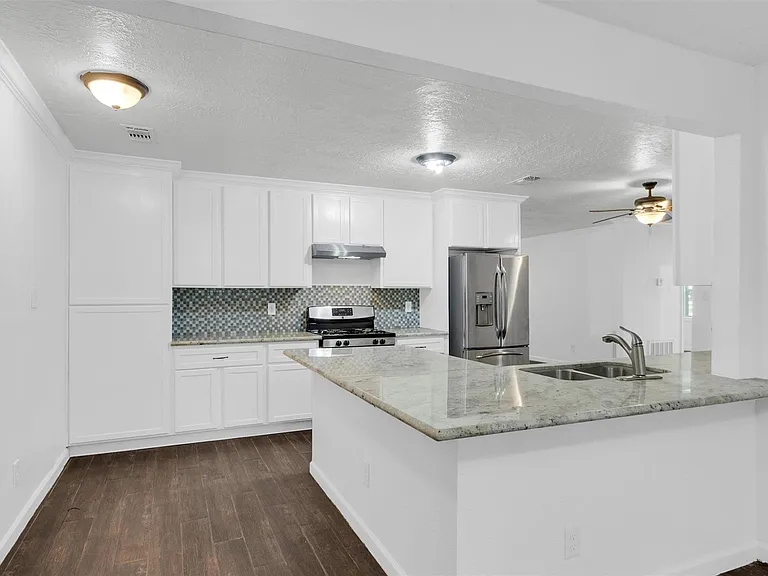 21630 Punkin St — Photo 19