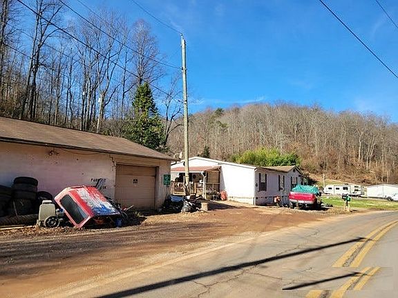 2nd image of 4801 Big Tyler Rd