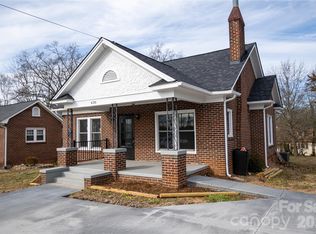 430 N Green St, Morganton, NC 28655