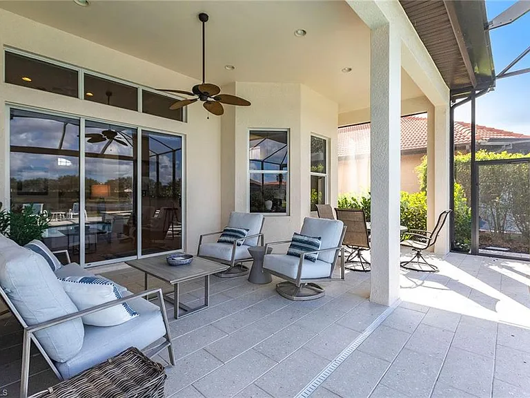 7863 Valencia Ct — Photo 42
