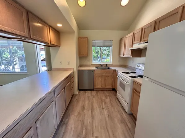 2965 NE Worthington Ct Unit 1, Bend, OR 97701