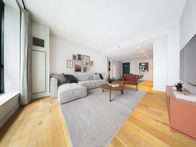 540 W 28th St #2D — Photo 7