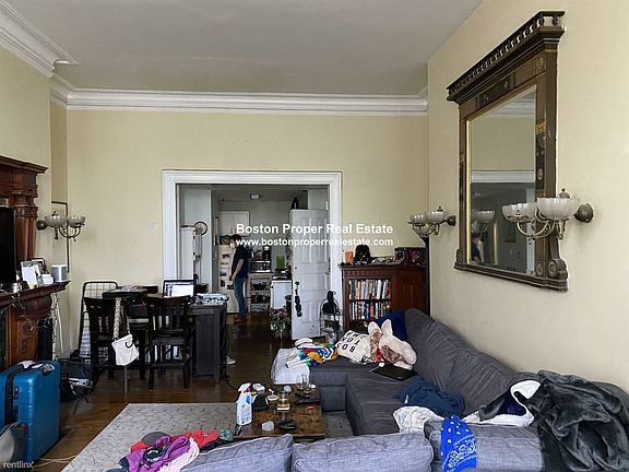 464 Beacon #2R Boston - Back Bay Unit Photo 3