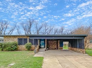 211 Paloma St, Winters, TX 79567