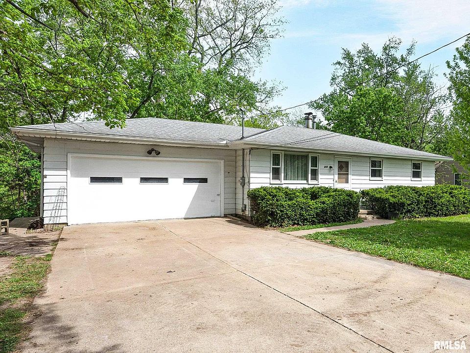 1st image of 204 Clover Ave