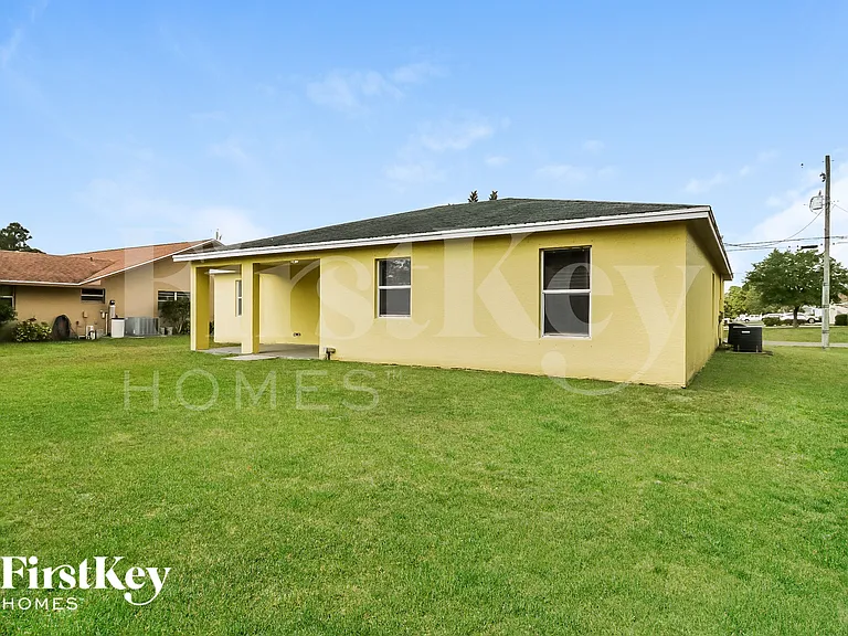 3201 SW Collings Dr — Photo 14