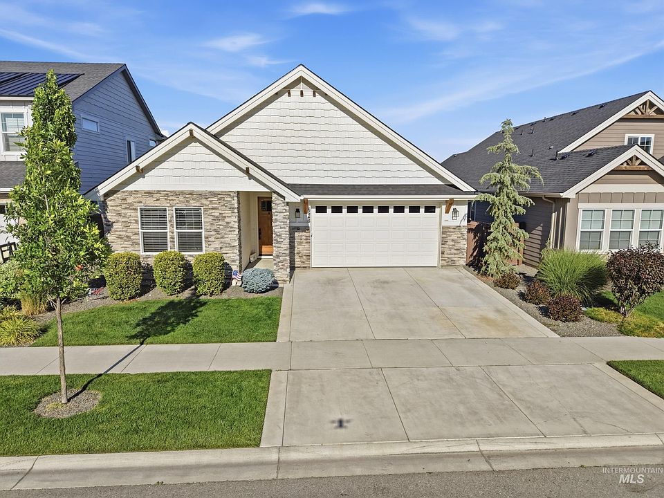 1st image of 6548 N Oakstone Ave