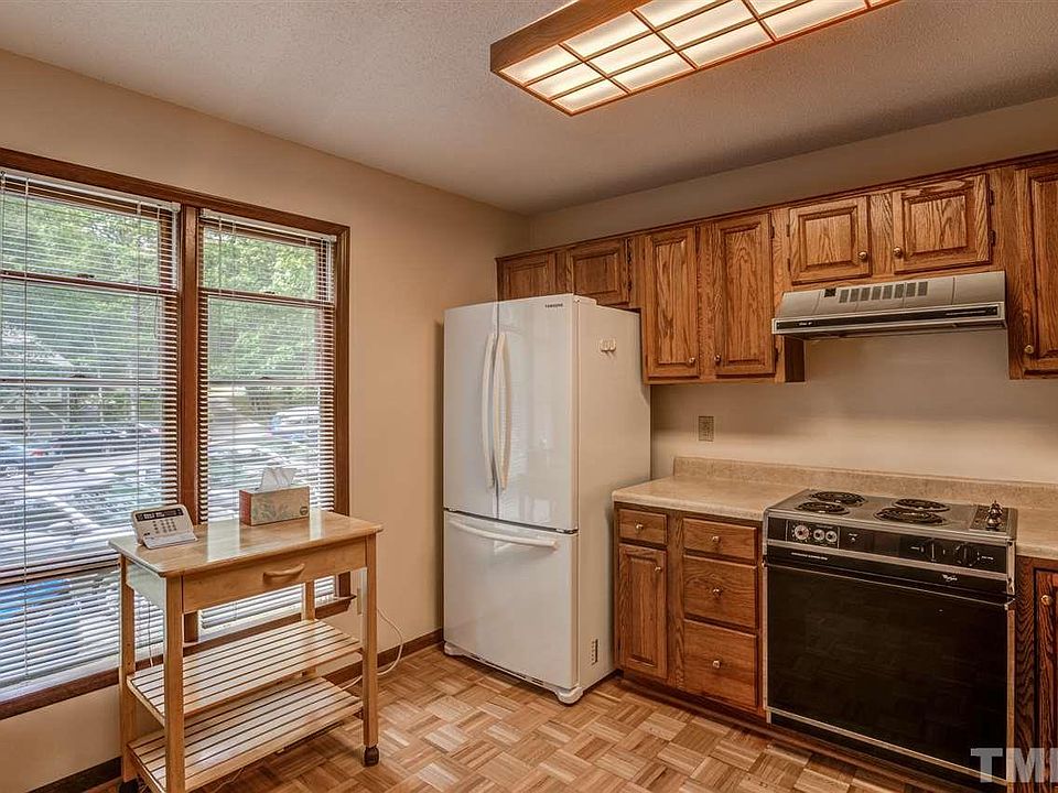 100 Hunting Chas Cary NC 27513 Apartments for Rent Zillow
