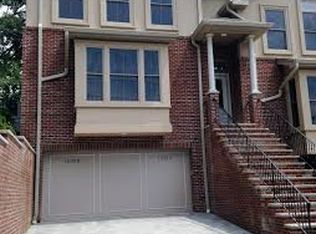 1022 Morningside Ln, Fort Lee, NJ 07024