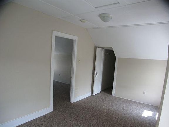 Unit 5 bedroom