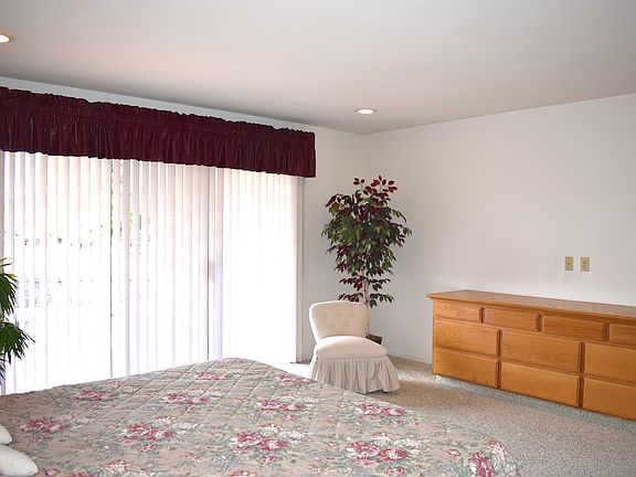 5th image of 920 Lanini Dr